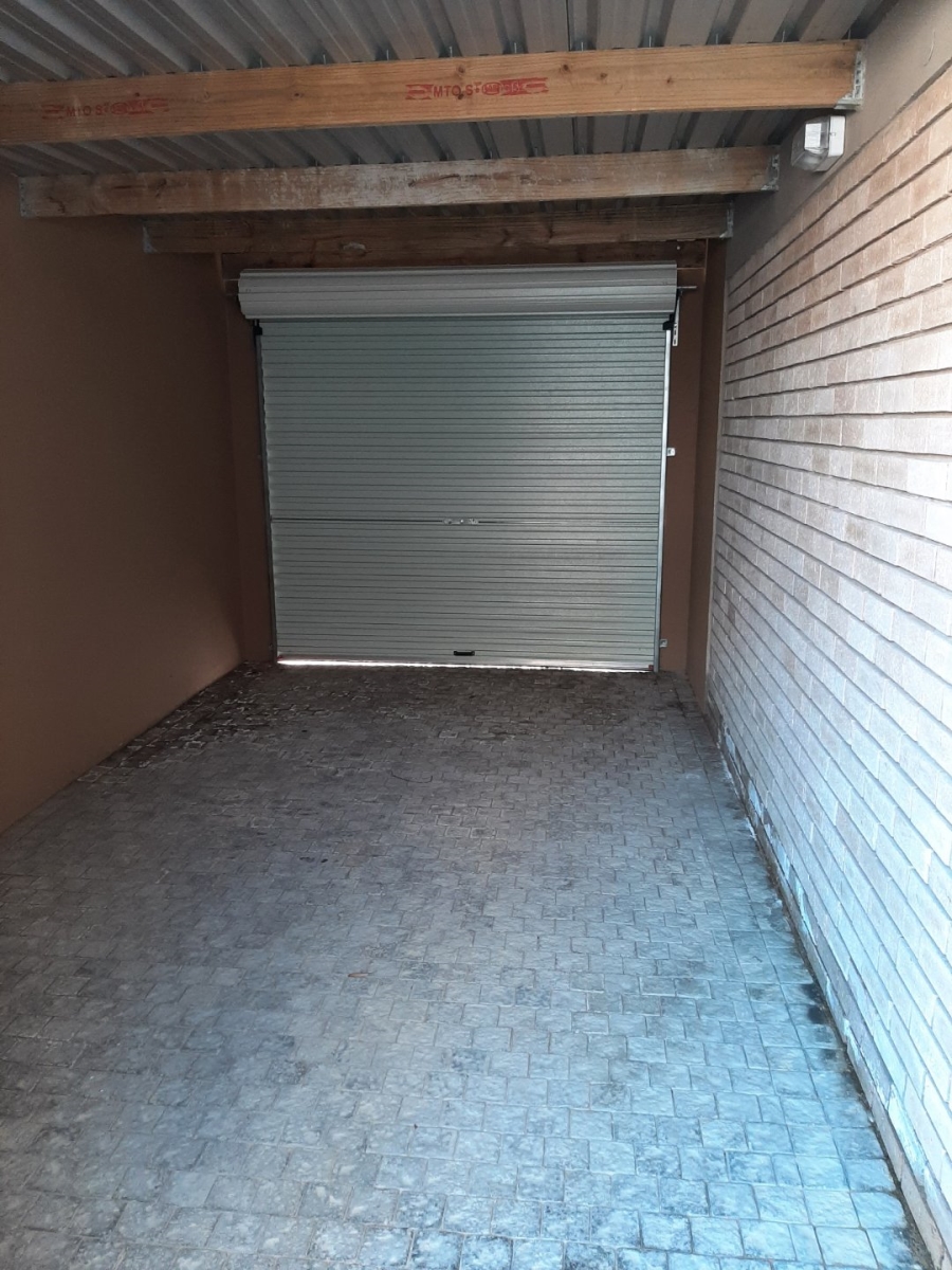 2 Bedroom Property for Sale in Hansmoeskraal A H Western Cape